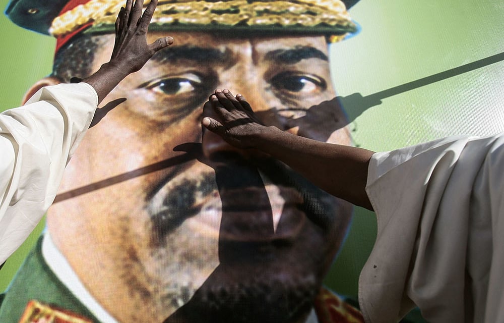 Bashir names new PM as protest leaders dismiss emergency