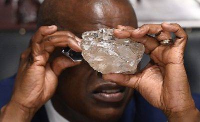 The panic behind Botswana’s big, sparkly diamond show